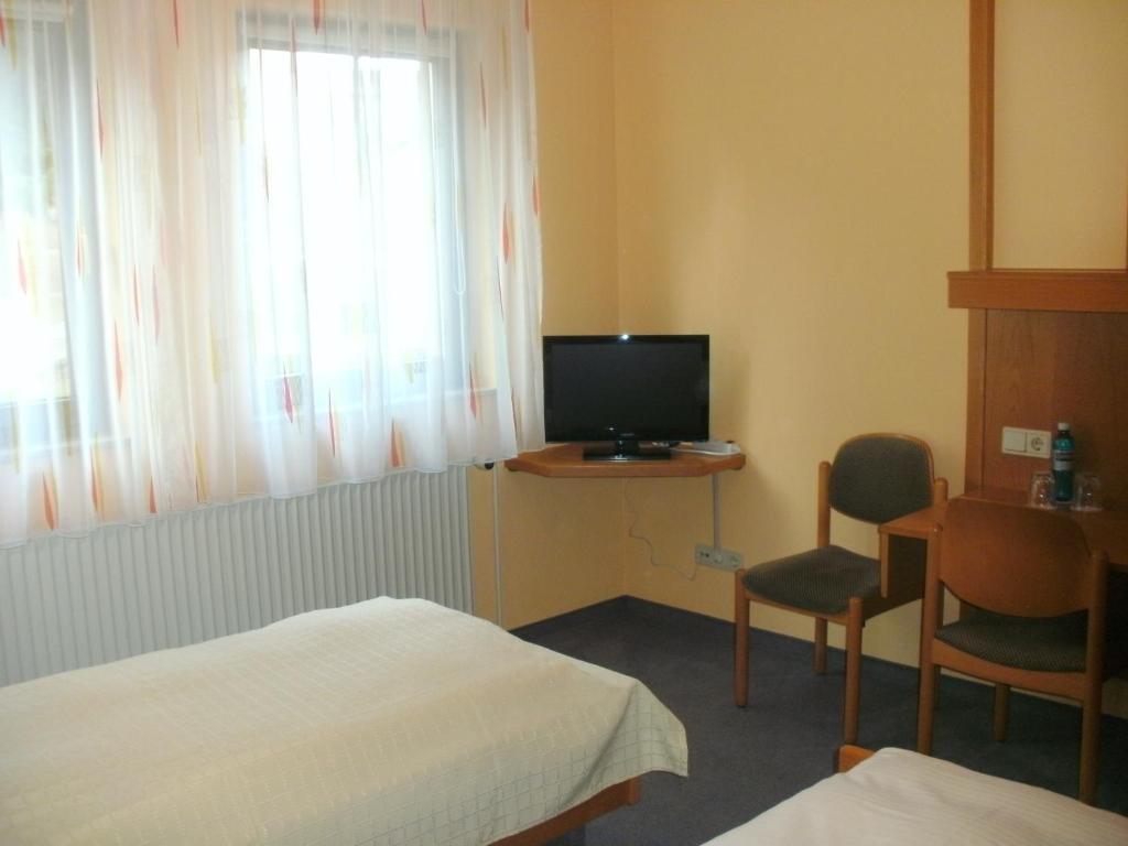 Gasthof Landhotel Gruner Baum Cadolzburg 部屋 写真