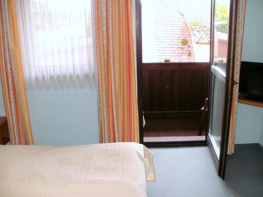 Gasthof Landhotel Gruner Baum Cadolzburg 部屋 写真