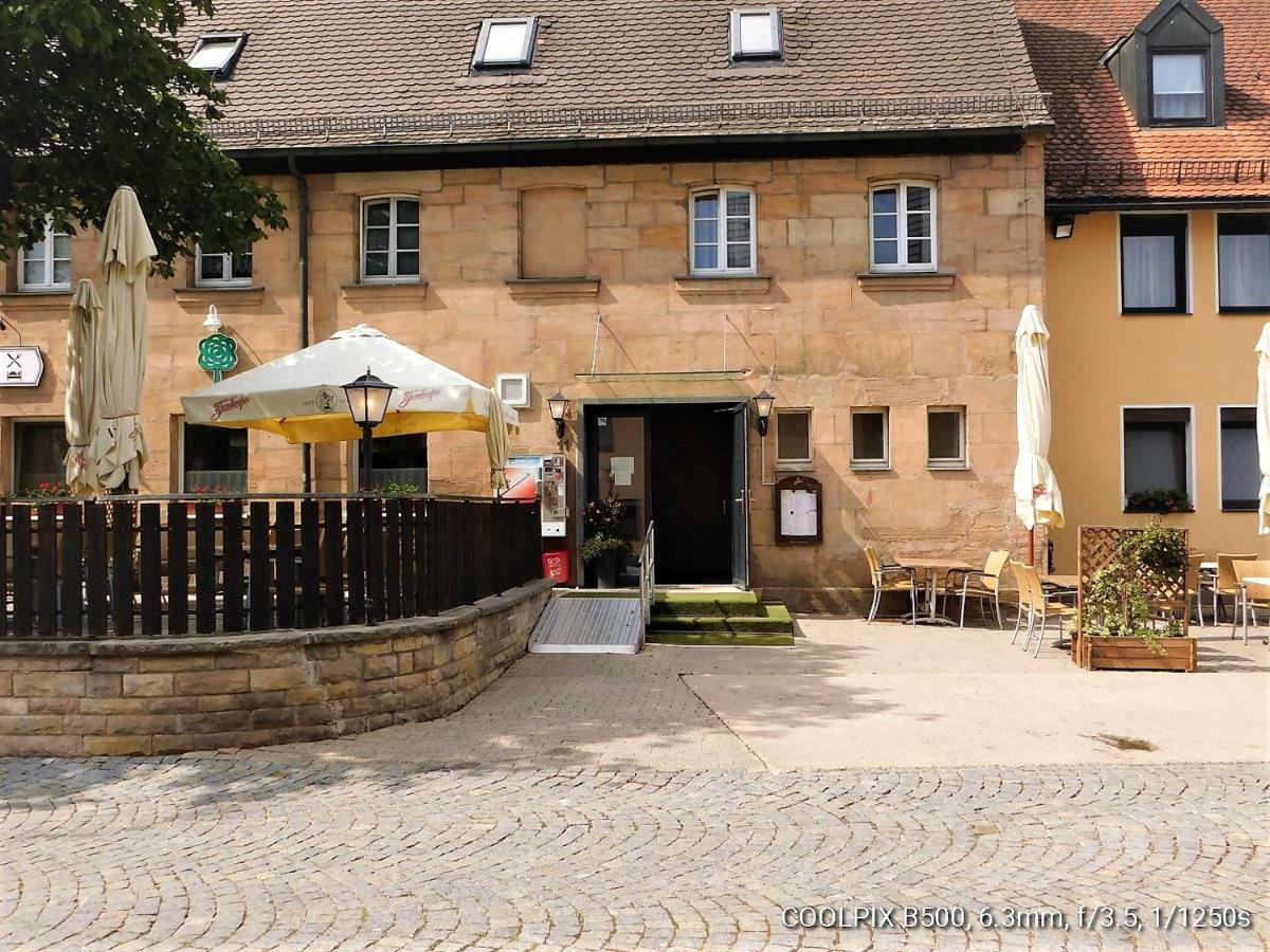 Gasthof Landhotel Gruner Baum Cadolzburg エクステリア 写真